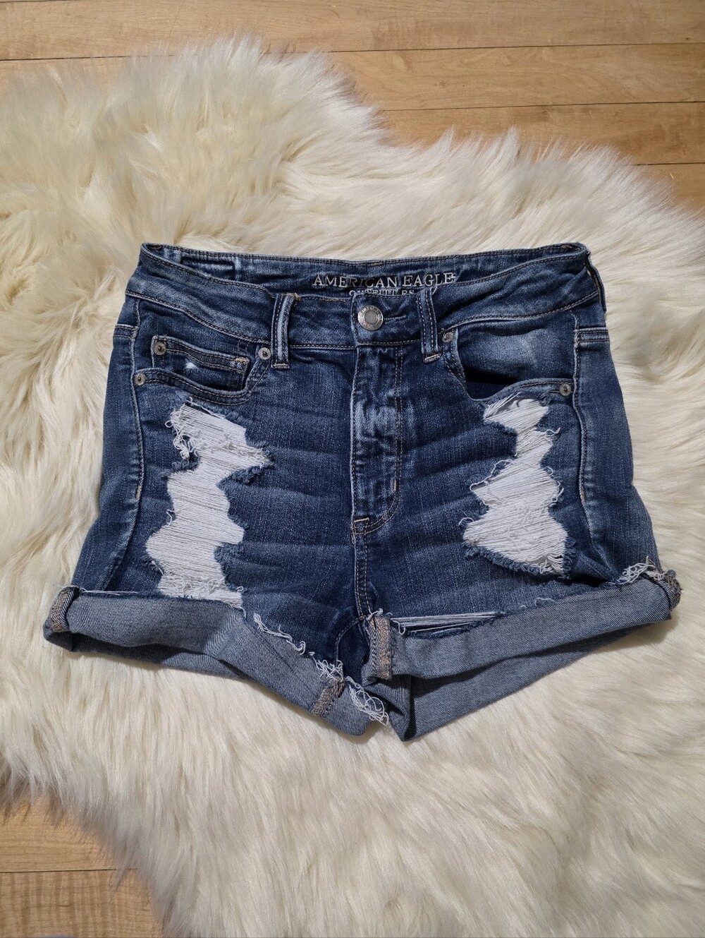 American Eagle Next Level Stretch X Ripped Hi Rise Shortie Size 6